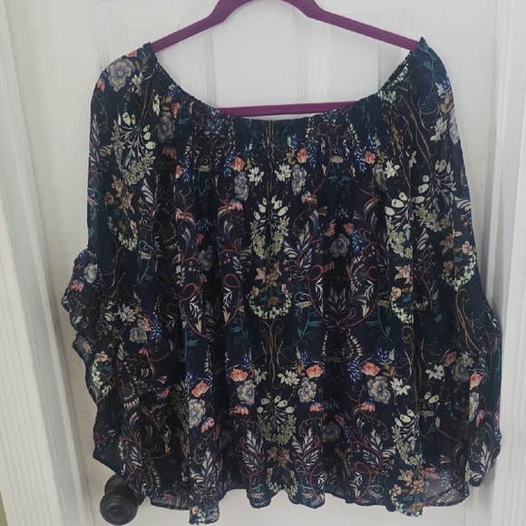 bebe Tops - Bebe Navy Floral Women's Blouse, on Shoulders Or Off Ruffle 3/4 Sleeves L NWT